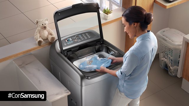 SamsungChile's tweet photo. ¡RT si #ConSamsung cuidas tus prendas más delicadas con la bandeja de pre-lavado del #ActivDualWash! ¡Qué alivio! 🙌 https://t.co/ILkuX7pdnR