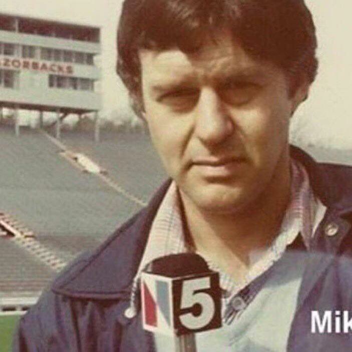 AustinKellerman's tweet photo. Saturday will mark @MikeIrwinPTN’s 4️⃣4️⃣th season covering @RazorbackFB.

That’s knowledge.

That’s perspective.

That’s unmatched insight.

Only on @PigTrailNation @Hogville #WPS 🐗 🐗 https://t.co/XsI73QsrmM