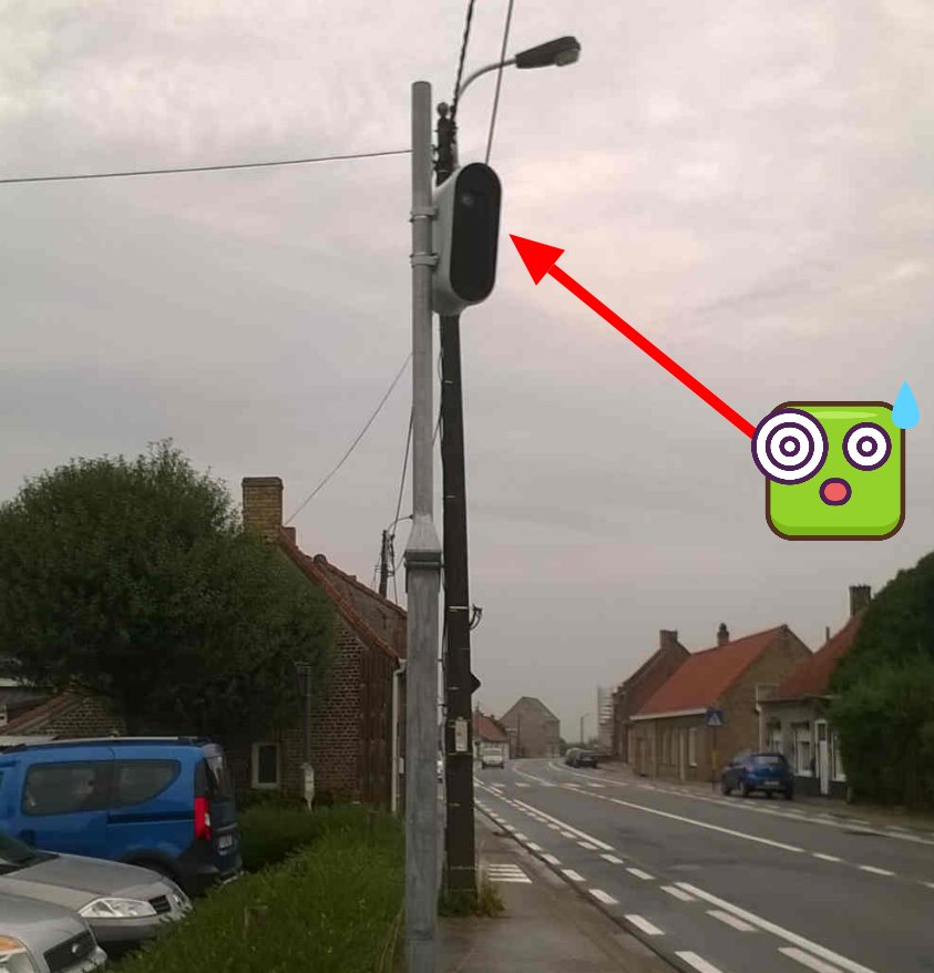 postbus88's tweet image. Today, driving along,
minding my own business,
when my GPS system 
warned me for a #speedcamera.
speedcam??
Where???????
#OMG 
I&apos;d never see it, if it wasn&apos;t for #mapfactor