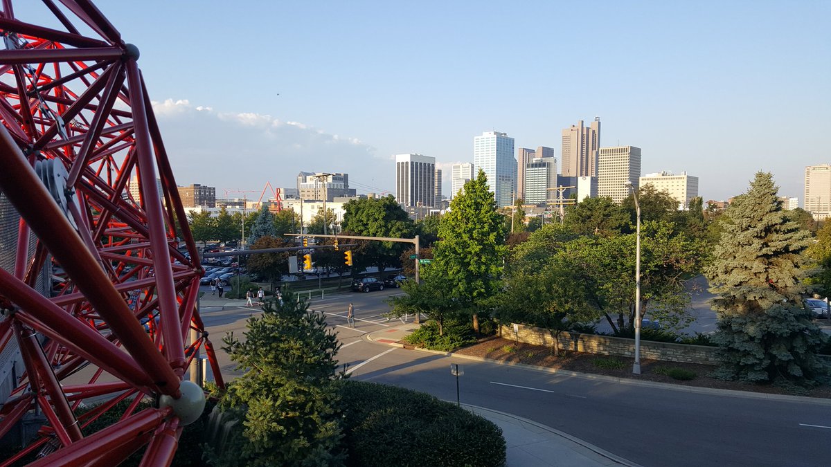 JeremyDB's tweet image. My new office @cscc_edu means parking in a new spot...and a new path to walk. This is now my daily view. How awesome is that? #ILoveMyJob #CStateProud #CSCCSCM