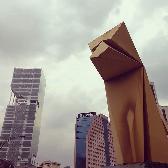 evaristocorona's tweet photo. Que desde ahora quiero ser dueño de mis pasos de baile.
Y bailando caballito con la Banda Cafecitos ¿Cómo no lo va a lograr? .
.
#igersdf #instacdmx #cdmx🇲🇽 #igcdmx #cdmx_oficial #df #igerscdmx #mexicodf #paisajecdmx #cdmxlife #paisajedf #cdmx2018 #cdmx❤️ #urbanacdmx … https://t.co/7gnBQBMWk9