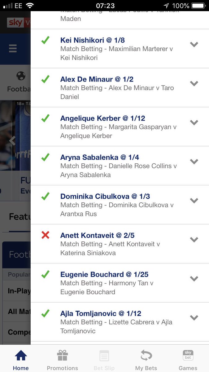 matyd2000's tweet photo. @SkyBet  close one. Lucky I cashed out. 1 out of 19 let me down 😂😂😂 https://t.co/h6k3XZYvtY