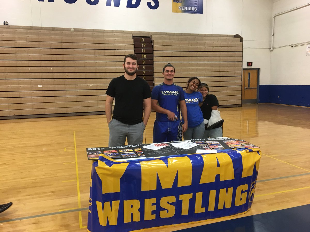 #GetInvolved today during Paw Period! Over 98 clubs, organizations, and sports represented <a href="/LymanHighSchool/">Lyman High School</a>