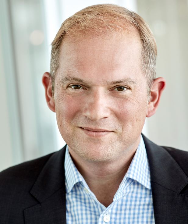 Nueva incorporación en <a href="/HRS_worldwide/">HRS The Hotel Portal</a>. El proveedor líder mundial de soluciones hoteleras ha anunciado la contratación de Chris Crowley como vicepresidente de la compañía para las operaciones de EMEA. ow.ly/Uem730lBa6G