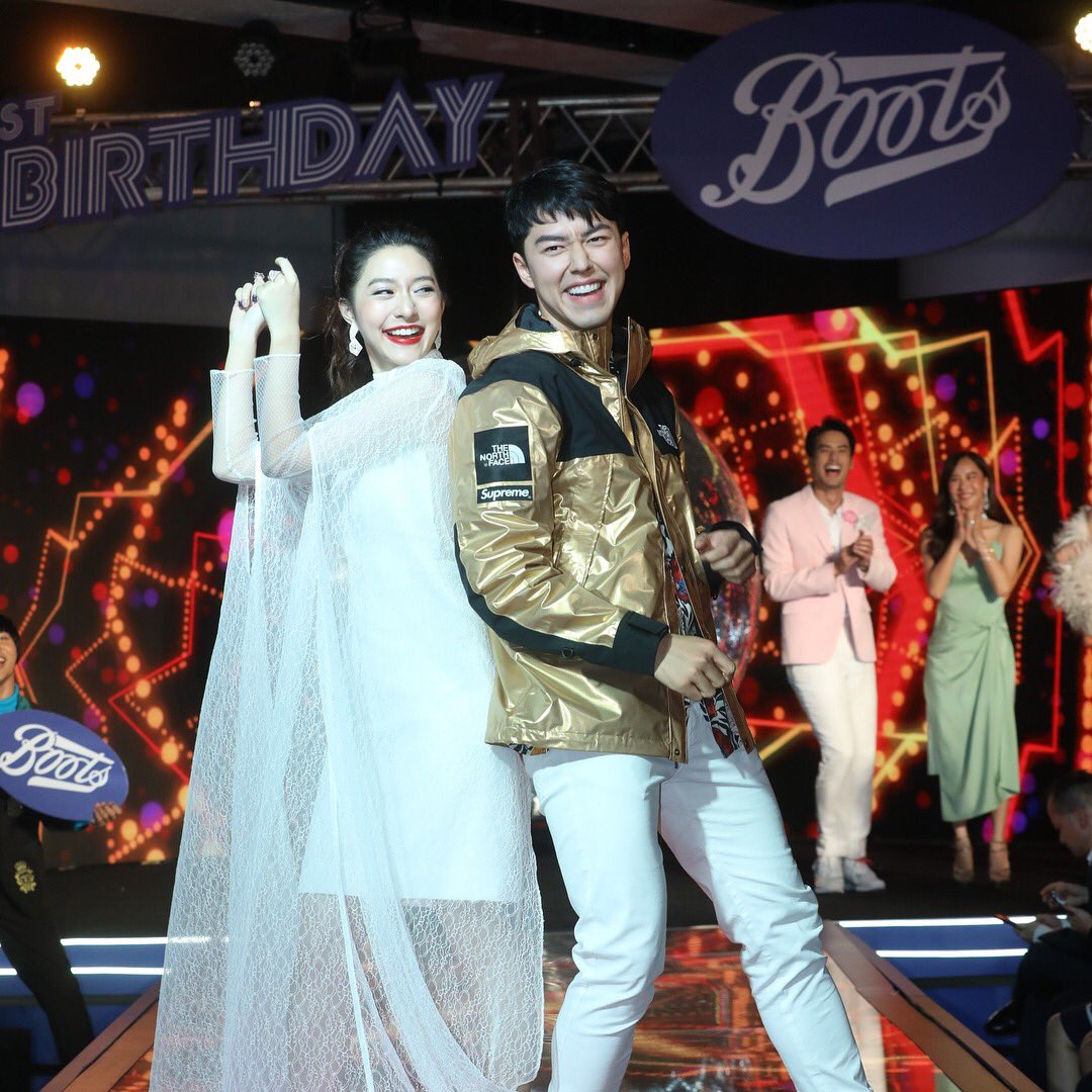 only9naphat's tweet photo. #นายณภัทร 
#Boots21Birthday #Bootsbumpersale #มาบั๊มกันเถอะ #ABMConnect
#CleoBeautyUpdate 
#CleoThailand https://t.co/zQh7DazFek