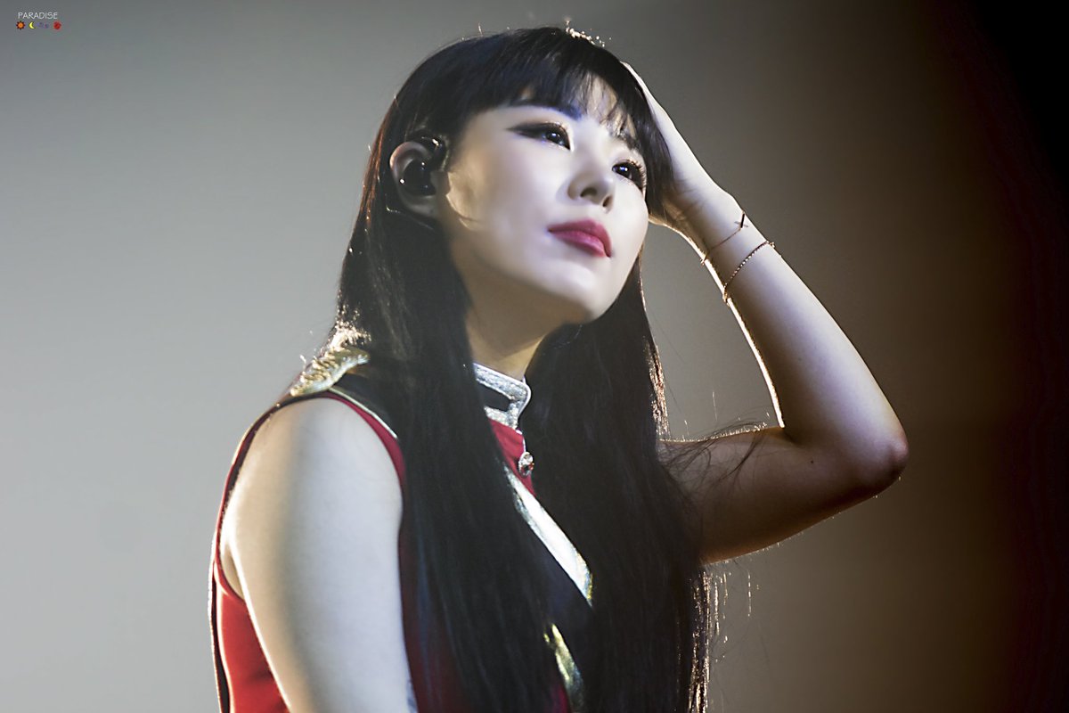 rose_mamamoo's tweet photo. 180818-19 마마무 4season s/s 콘서트 휘인 미리보기 

#마마무 #휘인 https://t.co/c7Tn5K8CZw