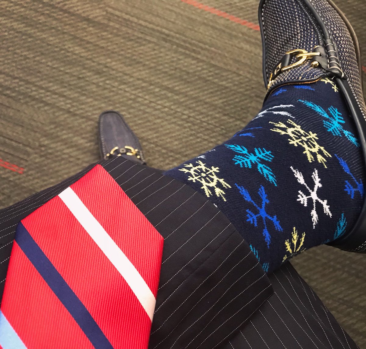 matt_mccutcheon's tweet photo. These snowflake socks is the last item I bought at #ElderBeerman. Today is the last day for all of the #BonTon stores including EB and #Carsons, leaving thousands unemployed and years of retail history in the dark. https://t.co/B80Q7mfG8Z
