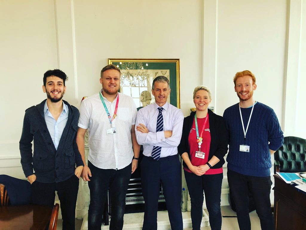 The full-time officer team met <a href="/UniofGreenwich/">Uni of Greenwich</a> Vice-Chancellor David Maguire this morning! Good meeting, great year ahead! #ProudtobeGRE 🙂🎉
