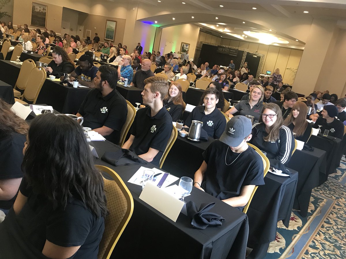 DelandXC's tweet photo. Communications Academy at the News Journal’s Digital Summit! #DBDigitalSummit #WeAreDeLand @delandbulldogs @MelissaLynCarr @VolusiaCTE https://t.co/rmMoyudhSQ