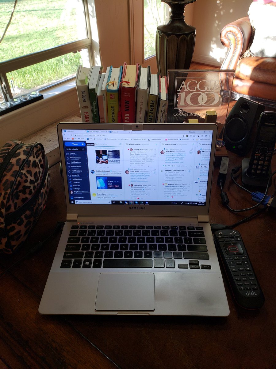 stephatkins's tweet photo. Thanks for the 6 years you've given me, just bought another one #Samsung #SamsungNotebook #Notebook9Pro @SamsungBizUSA #AmazonSmile #deathbybatterypack #businesslaptop #businessnotebook https://t.co/xDx2Biskyl