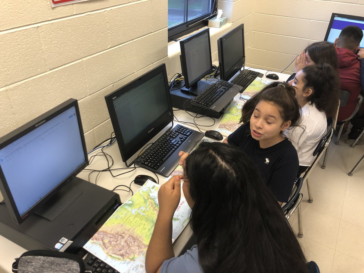 droldan116's tweet photo. 8th grade Social Studies for ENL demonstrating their map skills with google classroom #rlmspride https://t.co/bpkQYTev5E