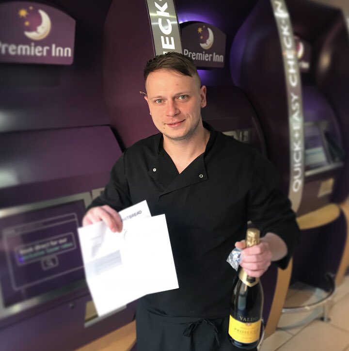 Congratulations <a href="/Matthewpickles9/">Matthew pickles</a> on his 10years of service! 🍾 #legend <a href="/jmb0606/">John Mark Brennan</a> @Valerie_PI3R <a href="/SDEBDD/">simon ewins</a>