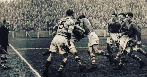 rugbyleaguewcup's tweet photo. Happy Birthday, Rugby League! 🎂 

123 years old today 21 clubs voted to break away from the Rugby Football Union to form the Northern Rugby Football Union (now known as Rugby League). 

#RLWC2021 
#HappyBirthdayRugbyLeague https://t.co/6EgX3cSJBu