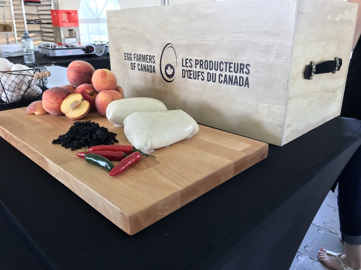 LyneRobi's tweet photo. So excited to be taking part in this dessert blackbox challenge with great chefs and @eggsoeufs at #farmtochef! Beautiful day for cooking #eggs at the farm! https://t.co/wXhZbWEBj1