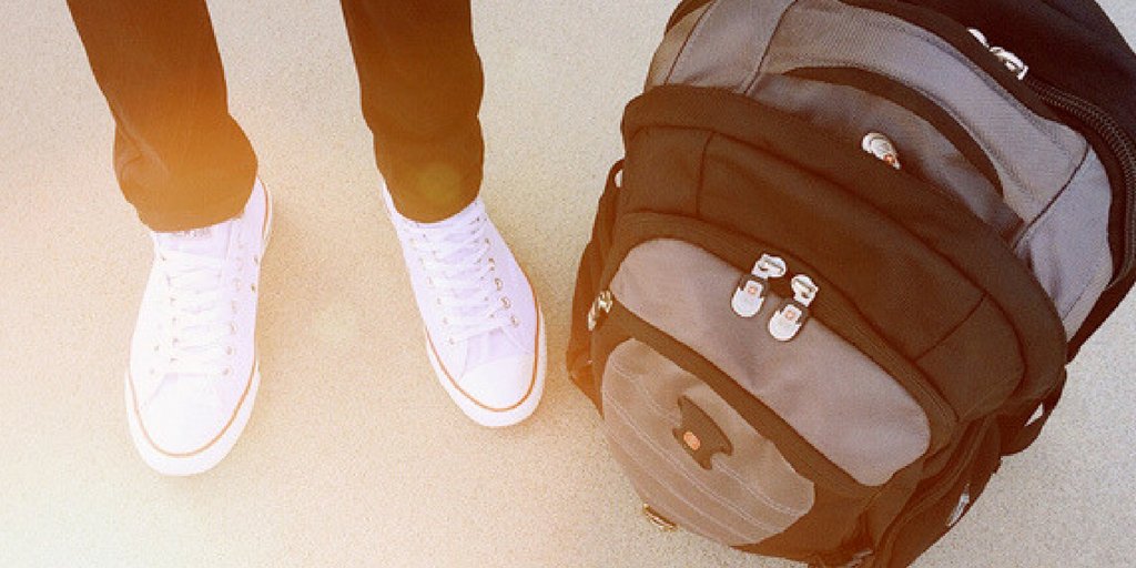 ProfandCoach's tweet photo. C'est bientôt la #rentrée scolaire pour plus de 9 millions de collégiens et lycéens en France. Comment s'y préparer ? Voici quelques #astuces pour ces derniers jours de #vacances

https://t.co/7ZoTdfRwd0 https://t.co/UGEeBnAvTn
