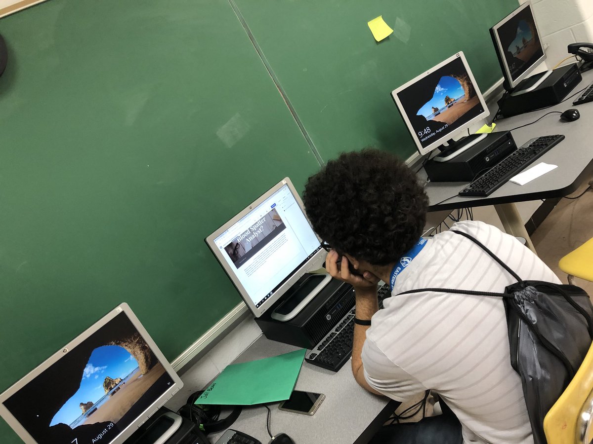 DHSchemteacher's tweet image. Students constructing their first #googlesite on different careers in #forensicscience. It’s enjoyable to watch them learn how real-time #collaboration looks like using #Google. @doss_principal @Doss_High @Doss_STEM #GoogleEDU #edtech