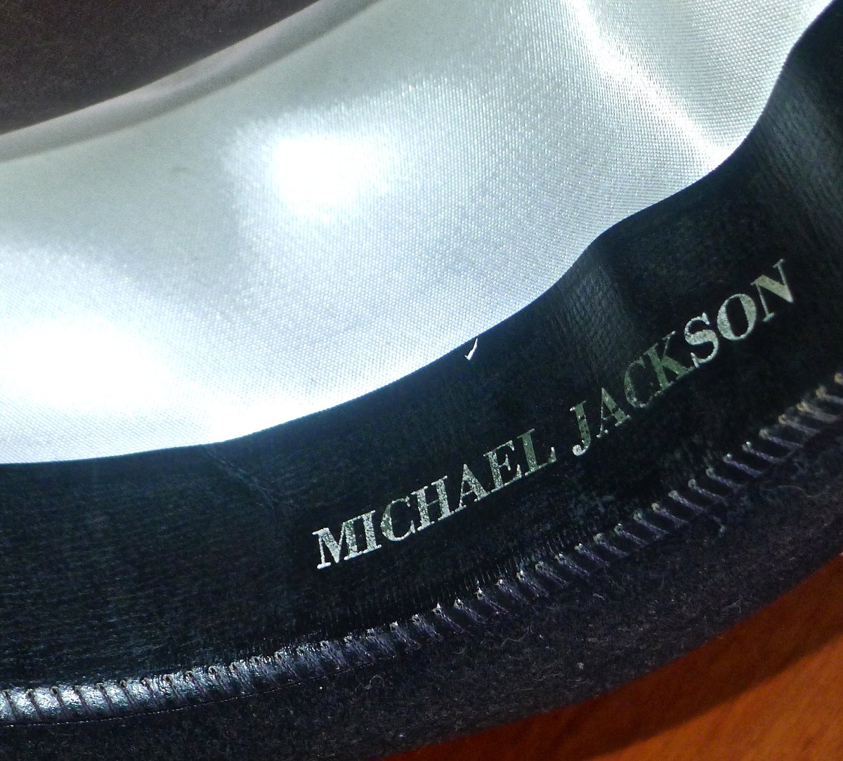 We celebrate you today, and everyday.
#MichaelJacksonDay #MJDiamondCelebration #MichaelJackson #MichaelJackson60thBirthday #MichaelJackson60 #HappyBirthdayMichaelJackson #MJ60 #KingOfPop #MJFam #MichaelJacksonBirthday #MJ #MichaelJacksonHBD #WednesdayWisdom #WednesdayMotivation