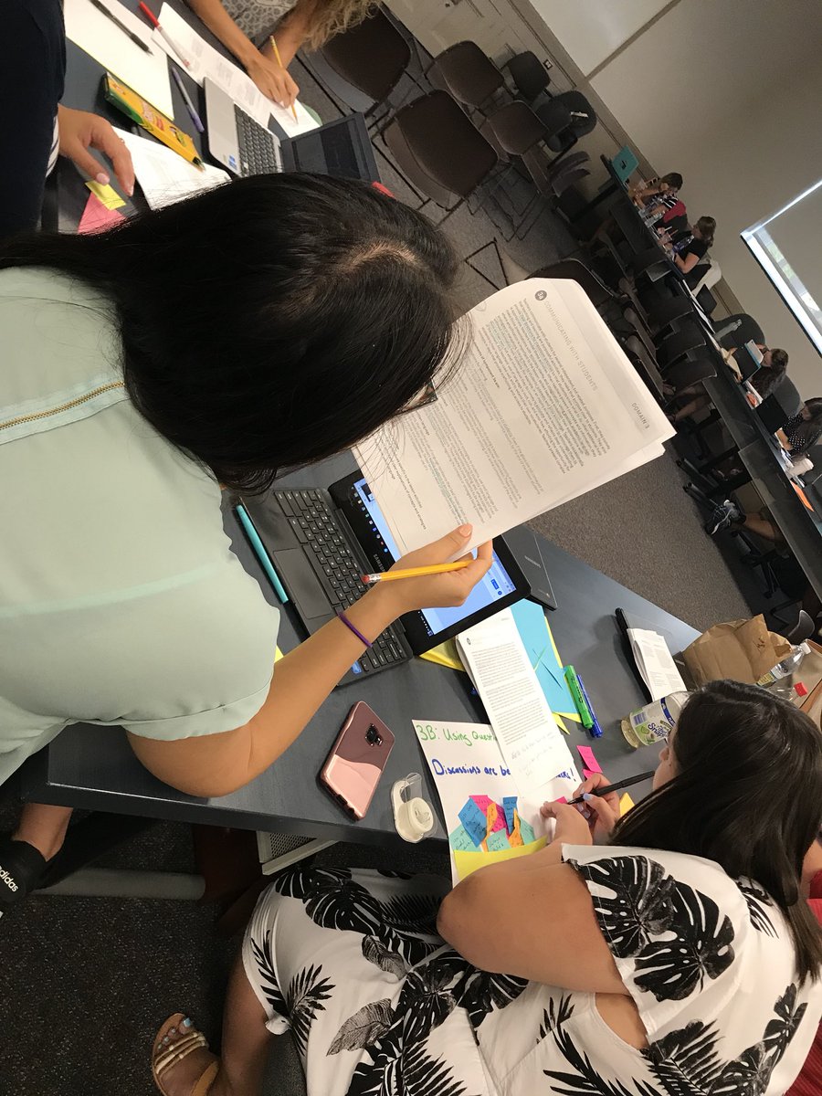 LisaWeberASI's tweet image. 2nd/3rd year @SuffernCSD teachers digging into the #DanielsonFramework as a tool for professional growth @dg_fft #SuffernCentral #MountiePride