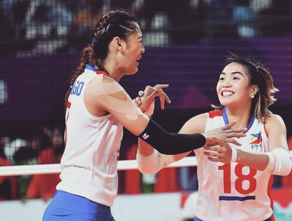 Abymarano's tweet photo. Isang karangalan na makalaban ang China team, purong Olympian. Mapalad kami na makaranas ng ganito, yung sumubok at hindi sumuko. Nagsisimula pa lang tayo. Sa ngayon, nakita natin kung nasaan na tayo. Malayo pa pero magtiyaga lang at tiwala, lahat ng iyan makakaya. 🇵🇭♥️ https://t.co/BB1tGKQcoB