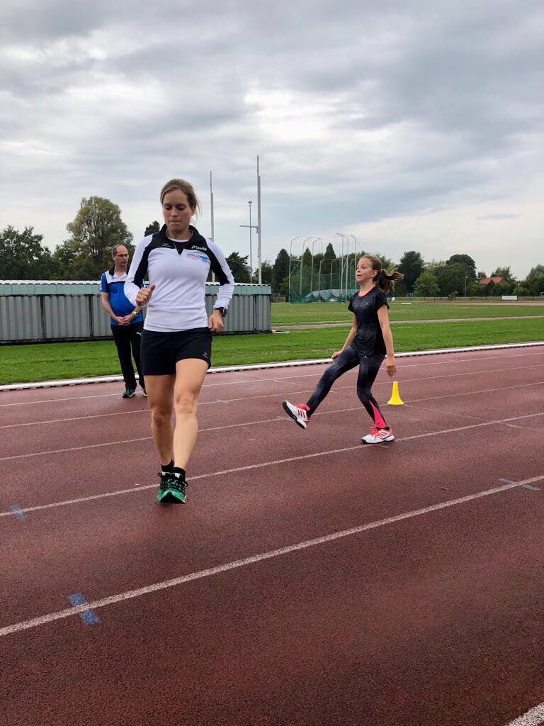 Venloop's tweet photo. Vandaag zijn de talenttesten voor het Venloop Running Team! Heb jij hardlooptalent en ben jij tussen de 11-18 jaar? https://t.co/hq4BTe4Dch https://t.co/wkfDrQA8sr