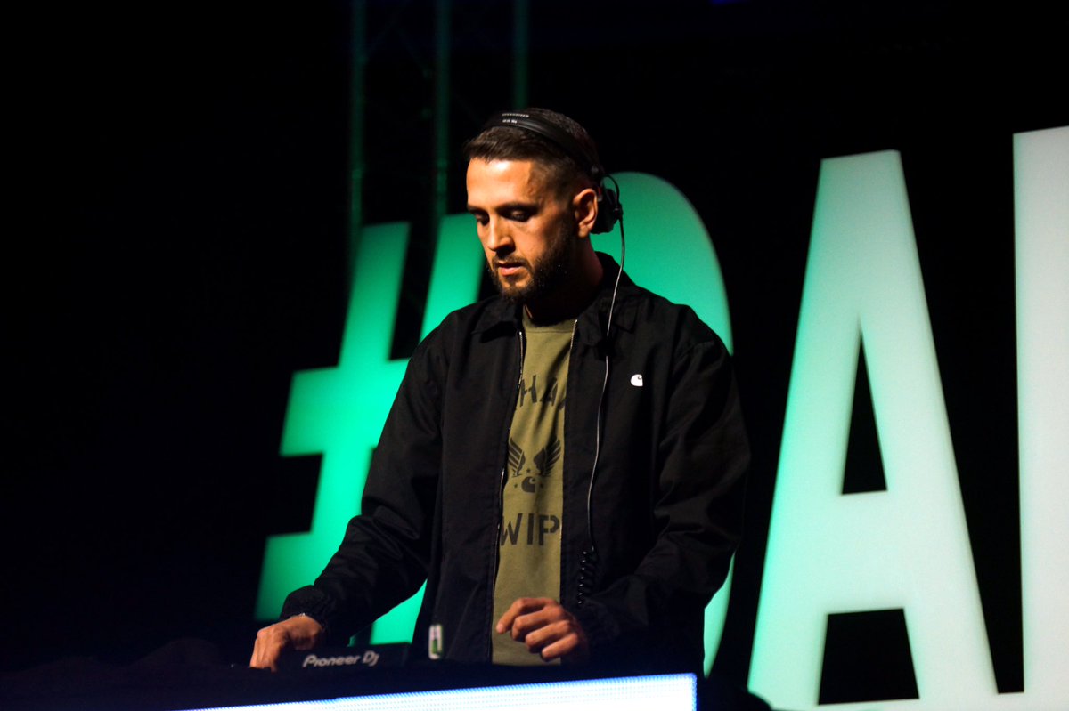 djsebb's tweet image. 