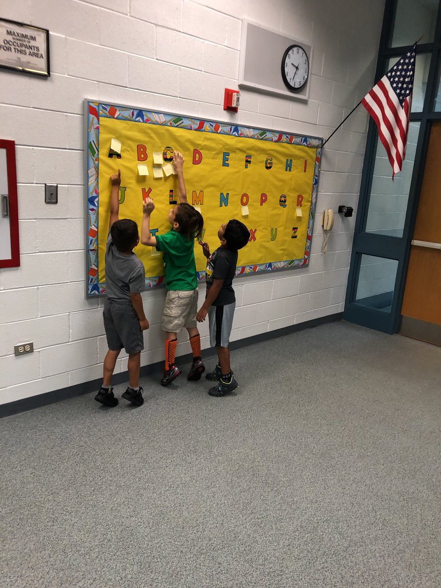 Planting the seeds of research in the LMC on day one!  #D33FirstDay