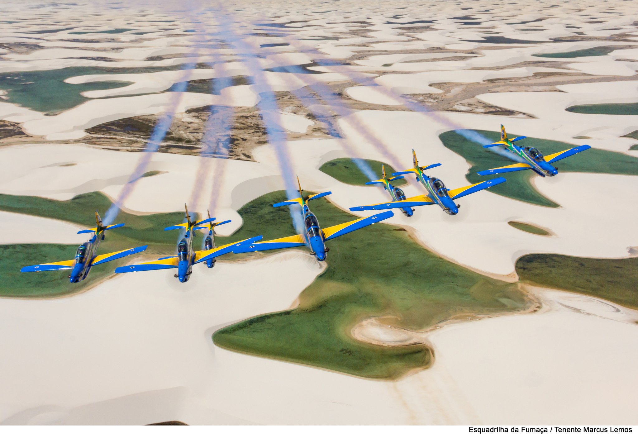 DlxntOSXgAIsVeh.jpg:large