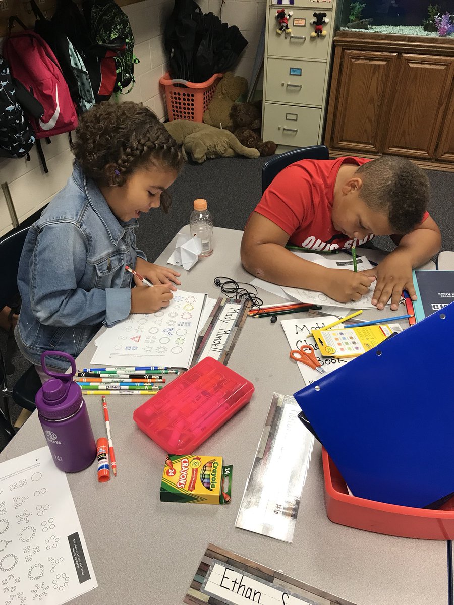 mrshuber213's tweet photo. Thinking creatively about math https://t.co/0pLR7dPYWz