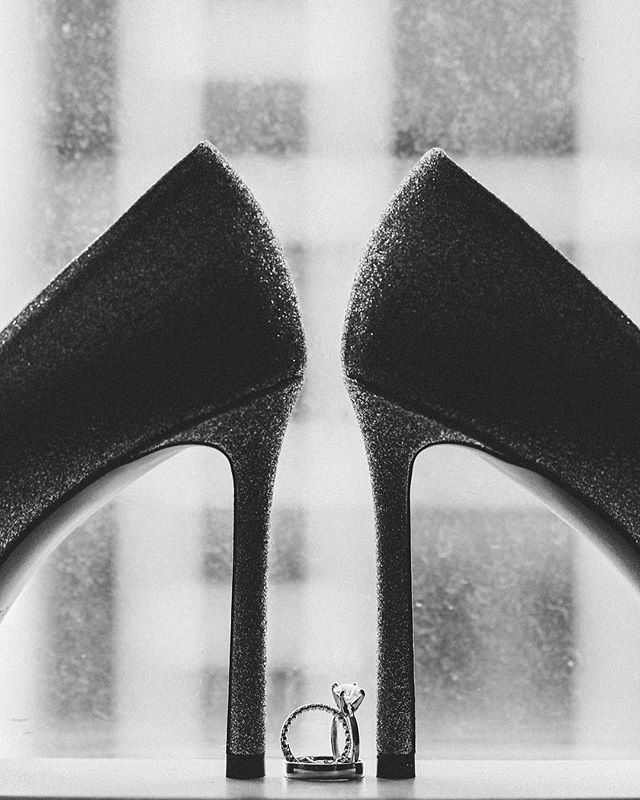 All the || s p a r k l e || always ✨
📷 <a href="/amorevitaphotos/">Julia Tinajero</a> .
.
.
#wedding #weddings #weddingshoes #weddingrings #weddinginspiration #weddinginspo #weddingplanner #weddingplanning #weddingdetails #weddingdecor #charlotte #charlottewedding #charlottebride… ift.tt/2BUVdMu