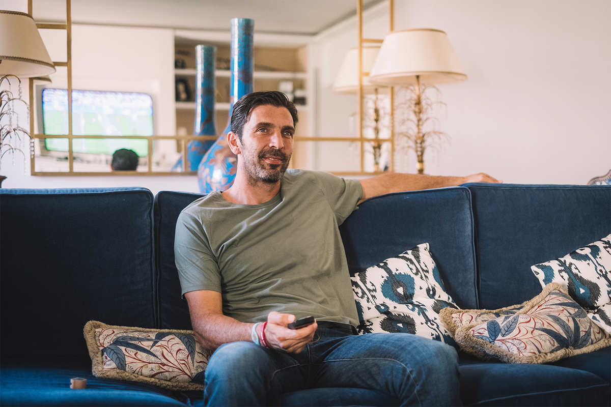 gianluigibuffon's tweet photo. 🇮🇹 Lo confesso subito. Devo dire che fa un certo effetto assistere alla Serie A.....👇🏻
🇬🇧 I’ll admit it straight away. Watching the Serie A as a mere spectator is......👇🏻
https://t.co/YlP7KBHHtO https://t.co/woSEx518Gh