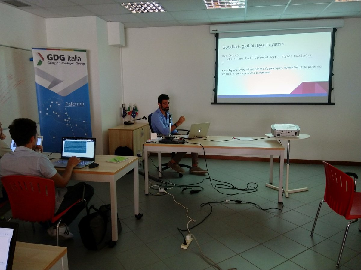 GDG_Palermo's tweet image. Primo appuntamento da @ArcaIncubatore a #Palermo per la #flutterStudyJams. Studiamo @flutterio con @fabryx1992