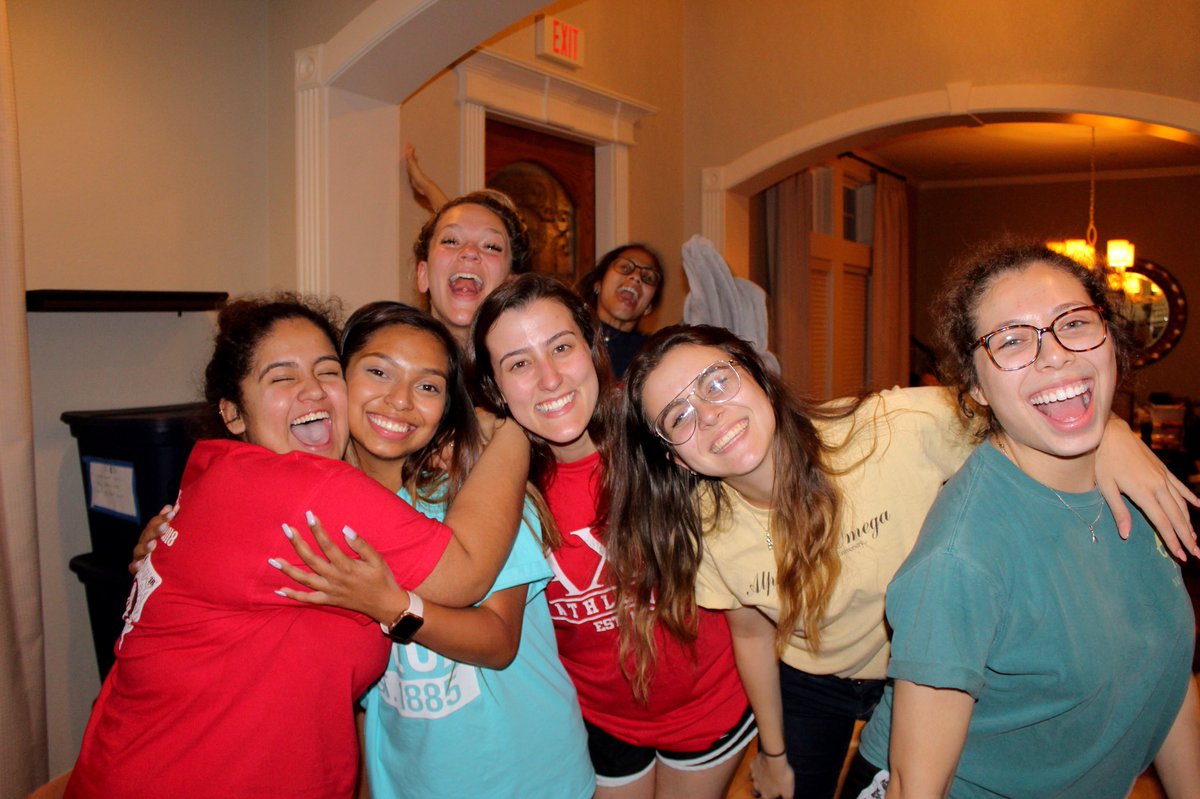 utaaxo's tweet photo. College is a journey, but every journey is better traveled when you always have people to lean on. Travel with us this week, find your home away from home. Link closes 3PM TODAY https://t.co/5fFxdDQlO7 #UTACPH #uta22 #leaveyourlegacy https://t.co/vshkYTFNYf