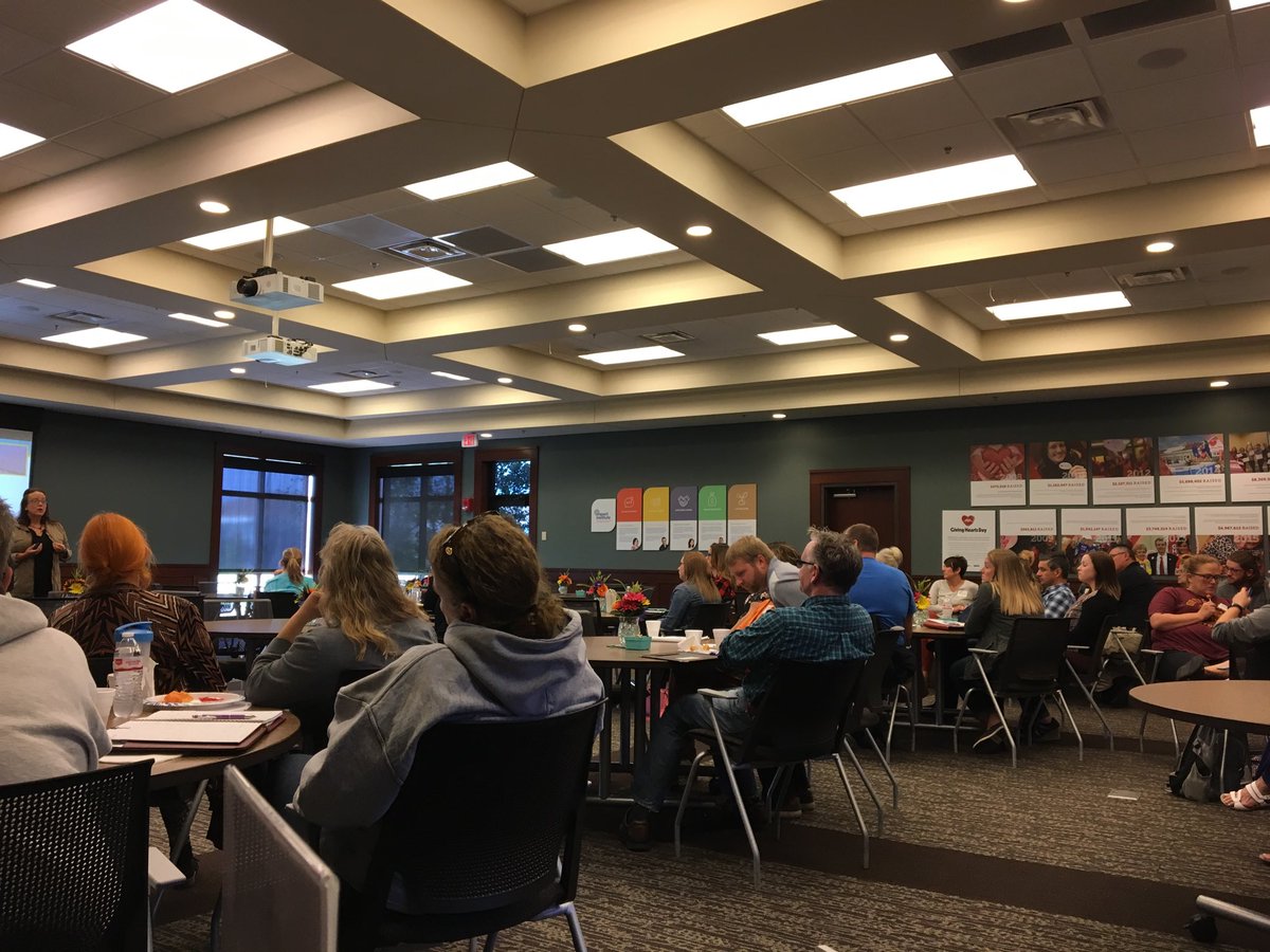 YIPAorg's tweet photo. Room full of awesome youth workers hearing from the Imagine Thriving team how to best support youth mental wellness, as well as our own. #yiparoadtrip #yipa https://t.co/9wKXHuZZVS