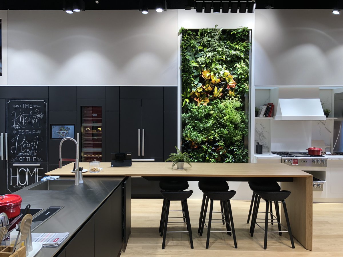 Miele_Toronto - Miele has recently opened it’s inaugural flagship in Canada at Yorkdale Mall. In addition browsing through their product lineup, you can snip herbs from the live wall and take part in the in-store cooking classes.