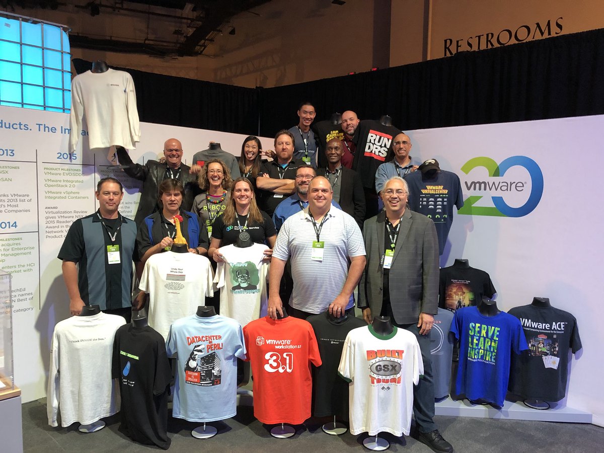 NicolaAcutt's tweet photo. Fun times with some of the @VMware community legends like  @lamw @DuncanYB @AmandaBlev @dunntony @goodall_jeff @vcdx001 @virtualirishman @DataReload @Borgcube_ https://t.co/PvjtRfiFBt