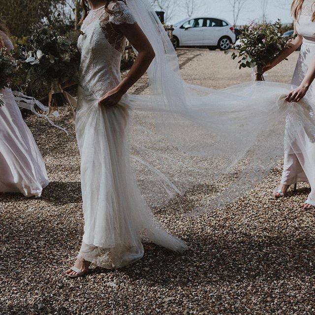 Halfpennylondon's tweet photo. Kirsty looked magical in her Iris dress. I love this picture taken by @lincolnpictures you know my obsession with veils, they add such drama. .
.
.
.
.
.
#londonbride #weddingdresseslondon #halfpennylondon #coolmantic #britishbridal #bridalwear #fashionb… https://t.co/1UVzqkwMOV https://t.co/QDBGMKRCaJ