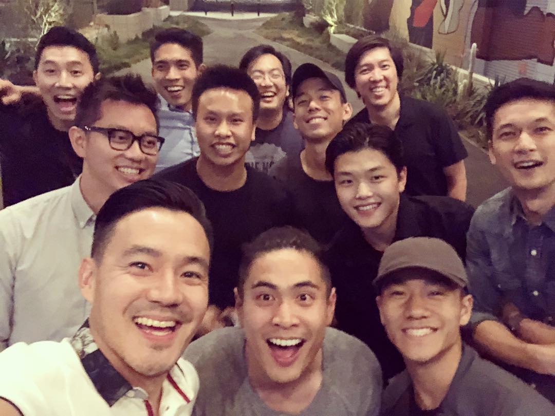 harryshumjr_us's tweet photo. Instagram | ednam10: keep on moving and shaking things. #goldhouse #goldopen #goldbros https://t.co/NxMECjyqra https://t.co/k880DJazLL