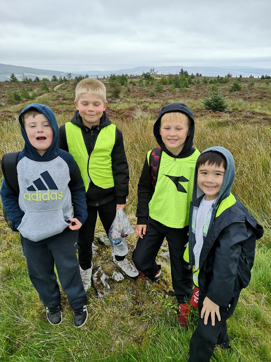 RosneathPrimary's tweet photo. Some photographs from our #HealthAndWellbeing Week. #OurChildrenTheirFuture #OutdoorLearning https://t.co/GmYuHrJvhK