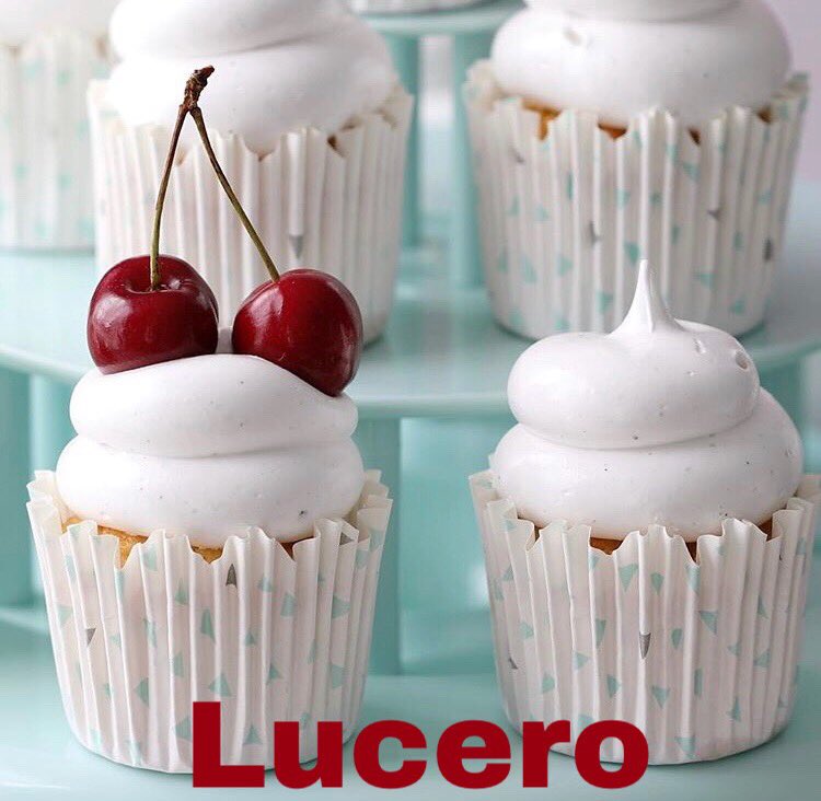 Celialanzarote's tweet photo. @LuceroMexico 🎉🎉Felices 15 !!El resto es experiencia ...Una pregunta: Si es tu cumpleaños, ¿por qué el regalo lo tenemos nosotros? #MásEnamoradaConBanda 

🎁Éxitos ,alegría y felicidad!🎁 https://t.co/Wc2z2b4tm6
