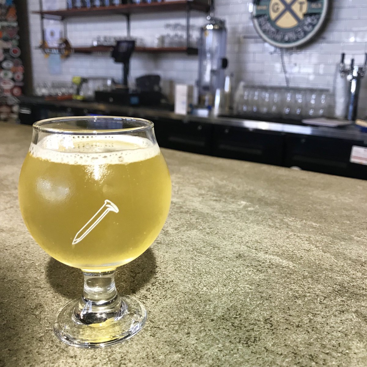 BrewingGhost's tweet image. We’ve got a new small batch on to help you get over #humpday. 🍻 Come by &amp;amp; try the Smoothie IPA with Pineapple, Papaya and Vanilla. 
ABV: 7.6%
IBUs: 43.9
SRM: 4.0