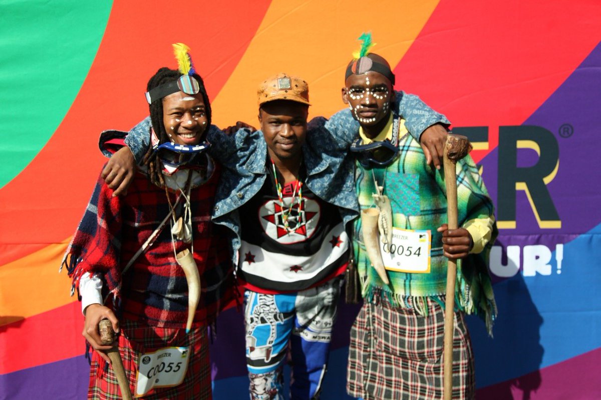 scoopmakhathini's tweet image. WE ALSO BEEN HITTING THE @mtvbase AUDITIONS IN SEARCH OF THE MOST STYLISH FOLK. WE CALL THEM OUR BREEZER ICONS. THESE 2 LOOK LIKE MY TRIBE. WE'LL BE AT THE FINALE' OF THE AUDITIONS. COME PREPARED.