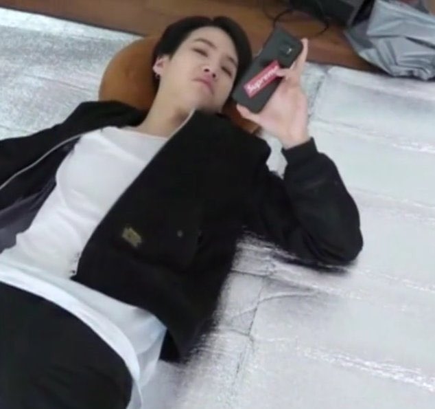 minspics's tweet photo. same energy https://t.co/4bLsni7GtP