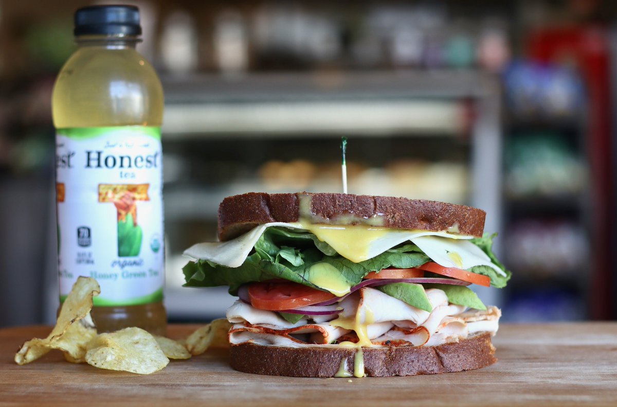 BCDGlenarm's tweet photo. The Turkey Trailhead pays tribute to a humble classic: Honey Dijon Mustard. What's your favorite condiment? #BackcountryDeli #HonestTea #TurkeyTrailhead https://t.co/KBOq4Ih7Ei