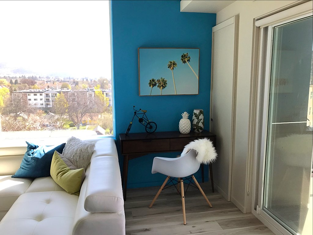 solekelowna's tweet photo. Minutes from the highly popular Pandosy Village, Sole KLO will offer 3-storeys of smart-space living ranging from modern Studios to vibrant three-bedroom Penthouses. Secure a new Sole home now: https://t.co/DShewkmHUf
#StepUpToSole #SoleKLO #Kelowna #KelownaRealEstate https://t.co/hCIBRPhpiT