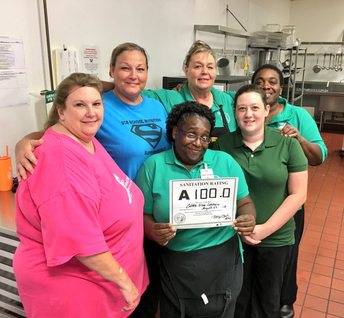 colfaxgcs1's tweet image. CONGRATULATIONS to our wonderful cafeteria staff for earning an 💯 on their latest sanitation rating! 🛡