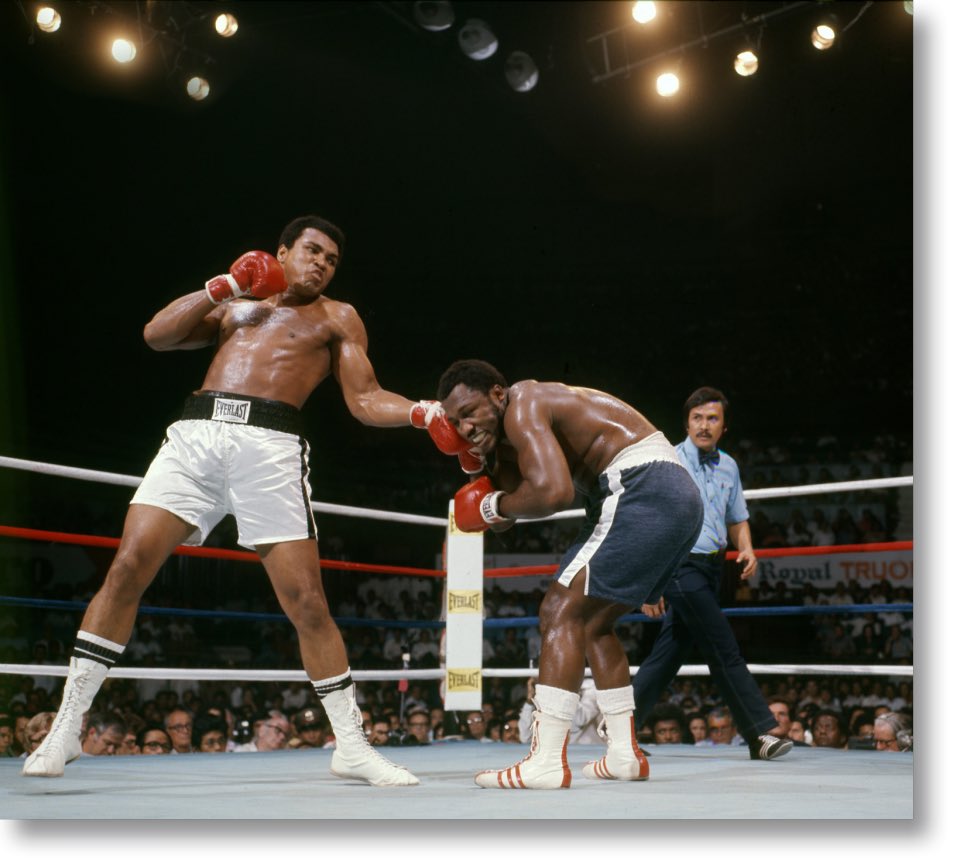 SteveBoxman's tweet image. There have of been some fantastic fights over the years and here’s a few I’ve picked 🥊

But I’m interested in your opinions 👀

What is the best fight you have ever seen? 👊🏻💪🏻🥊🔥

#greatfights #fightingwars #boxing