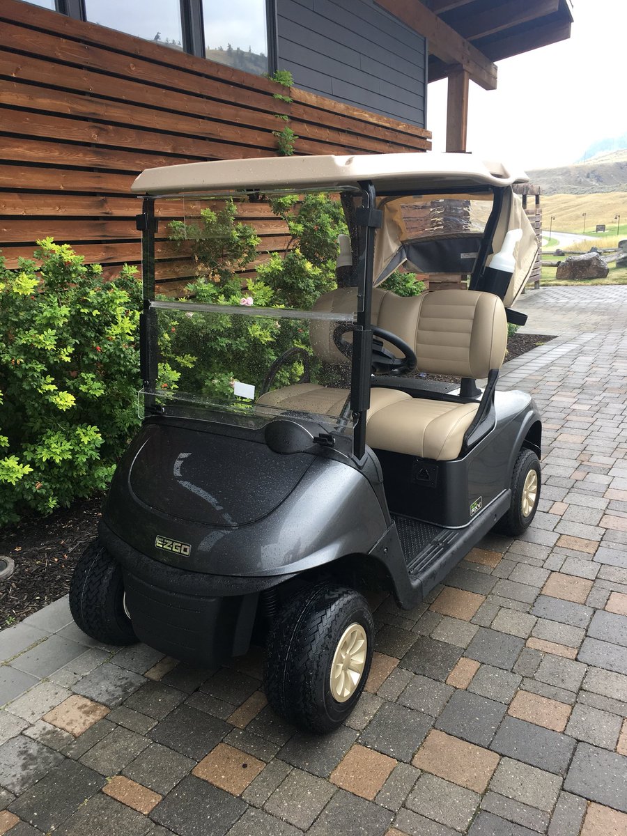 wesleybehan's tweet photo. That metallic charcoal tho! 😱
E-Z-GO RXV ELiTE. @EZGOvehicles https://t.co/4QxPkTAEVQ