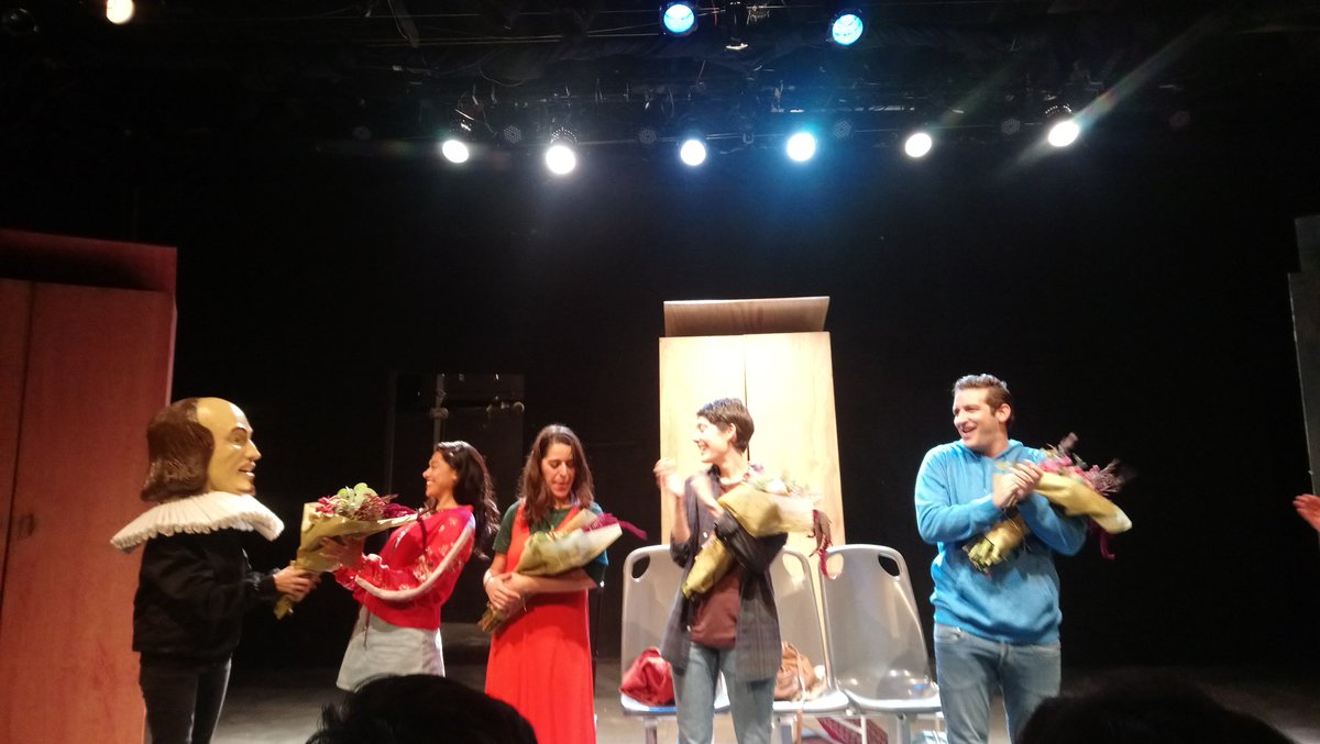 ElviRichards's tweet photo. Anoche disfruté muchísimo con #RotterdamMX 💕 gracias a @ArletGamino y @amayablas por la invitación excelentes actuaciones y dirección de Roberto Cavazos. @ForoShakespeare #Teatro #TeatroEnMéxico https://t.co/2j9ED38Soo