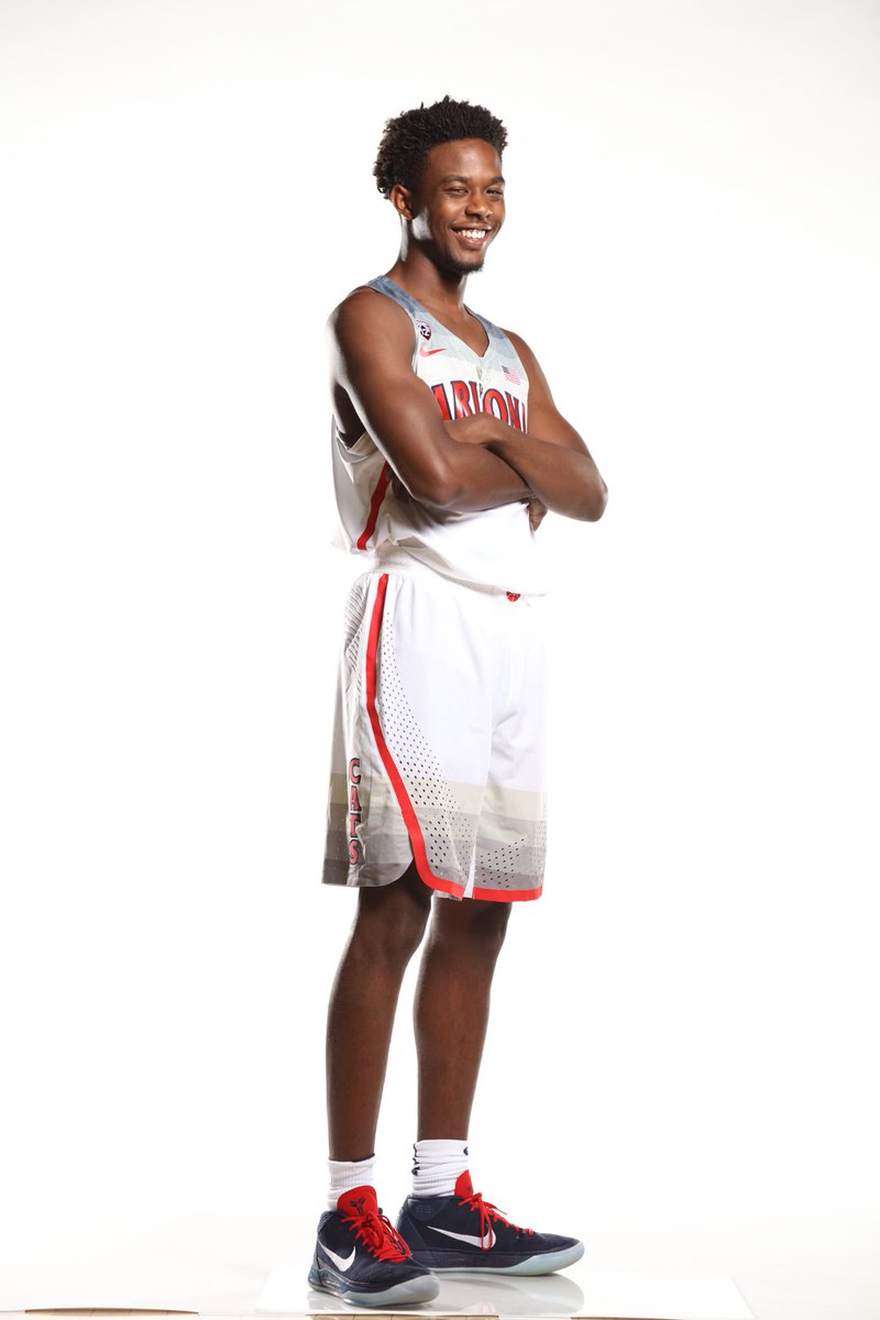 ArizonaMBB's tweet photo. Welcoming Alec Spence to #APlayersProgram who has joined us as a walk-on. 🐻🔽 https://t.co/vKK5WknT2i