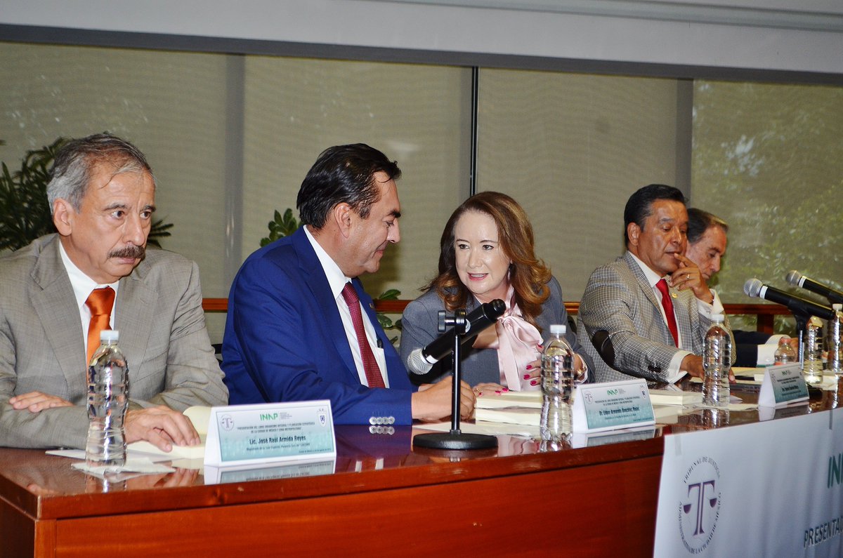 TJA_CDMX's tweet image. El @TJA_CDMX presenta el libro “Urbanismo Integral y Planeación Estratégica de la Ciudad de México y Zona Metropolitana”, de la autoría del doctor Edgar Armando González Rojas.